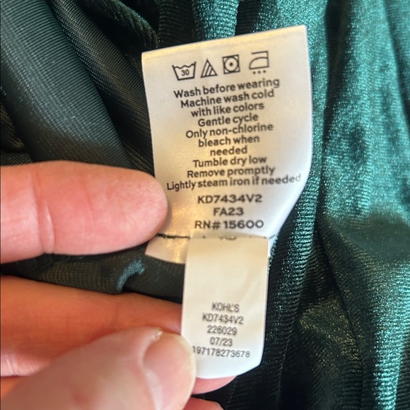 NWT Draper James RSVP Elegant Long Sleeve Velvet Dress. Size XL - Picture 11 of 11